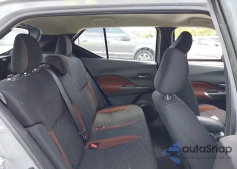 2022 Nissan Kicks Sr Xtronic Cvt z USA, uszkodzony, nr VIN 3N1CP5DVXNL494456